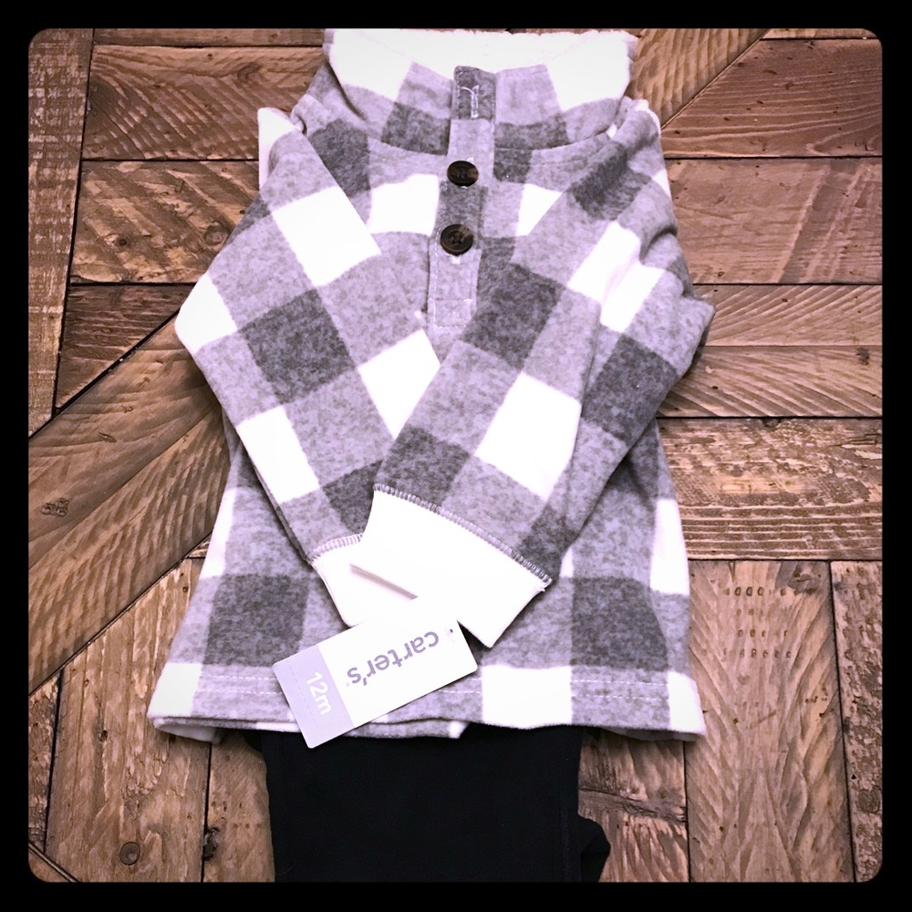 NWT Carter’s 12 mo boys outfit